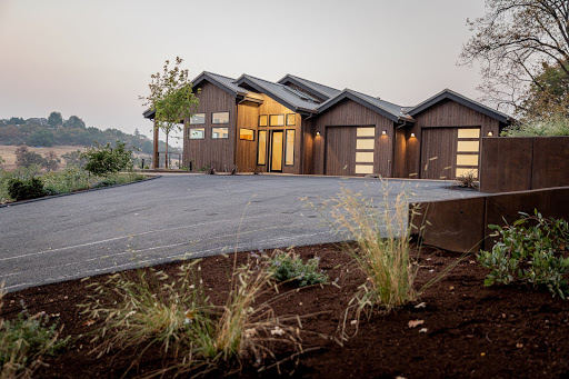 luxury home outside